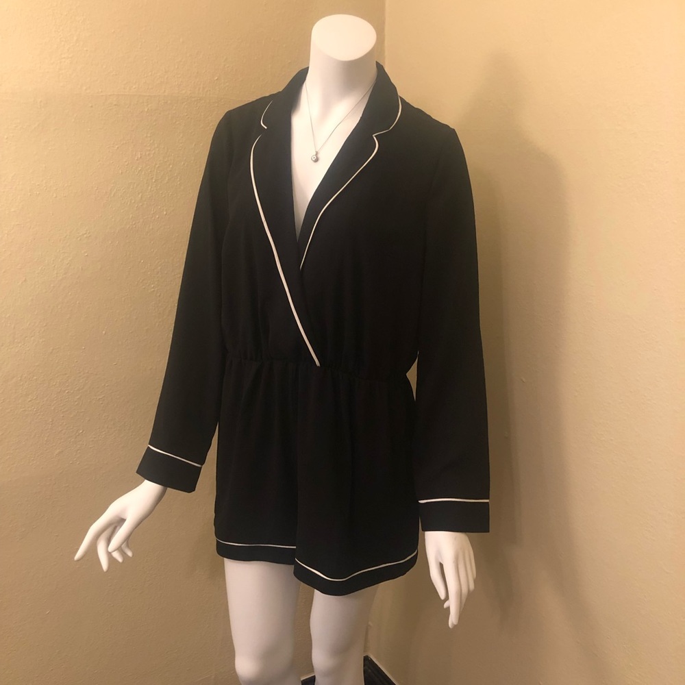 FOREVER 21 Romper Large NWT